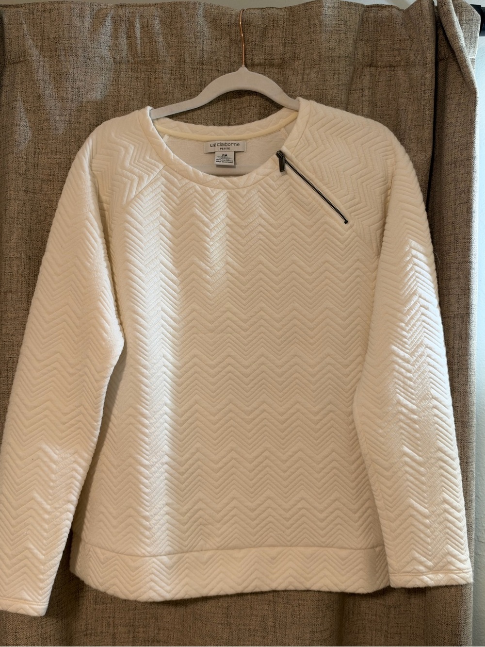 Liz Claiborne Petite White Quilted Chevron Pullover with Zip Neck PM